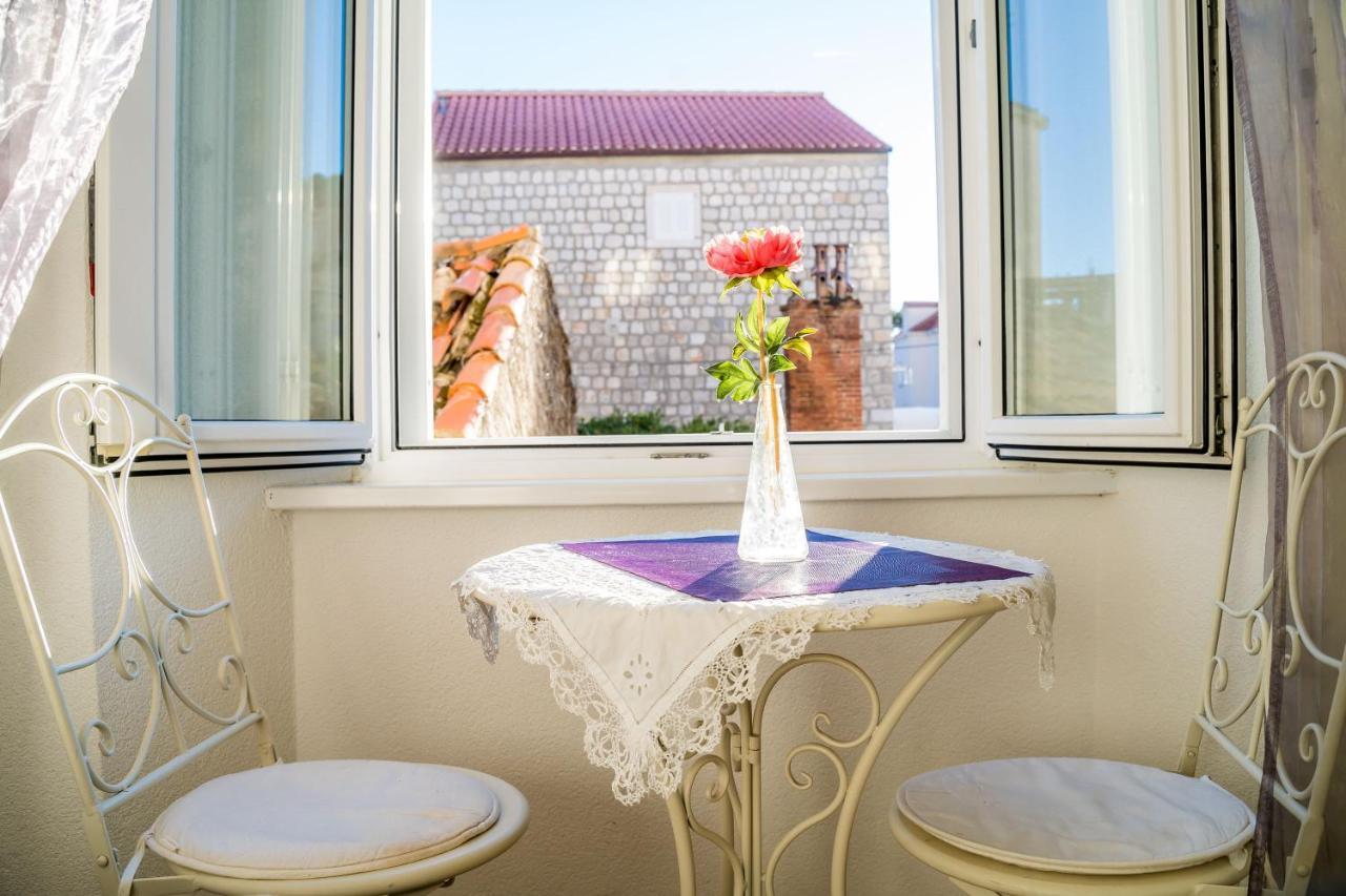 Deluxe Rooms With A Terrace View At Old City Gate Dubrovnik Exterior photo