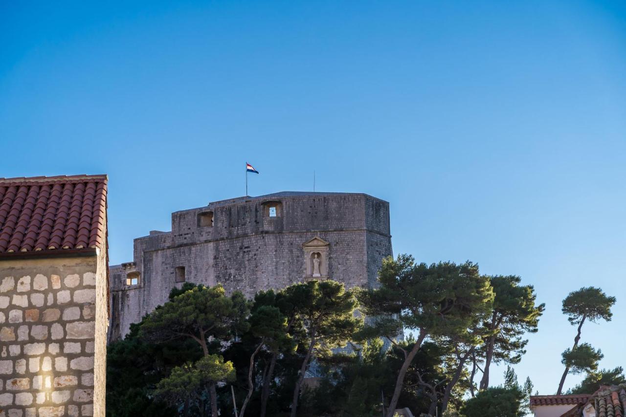 Deluxe Rooms With A Terrace View At Old City Gate Dubrovnik Exterior photo