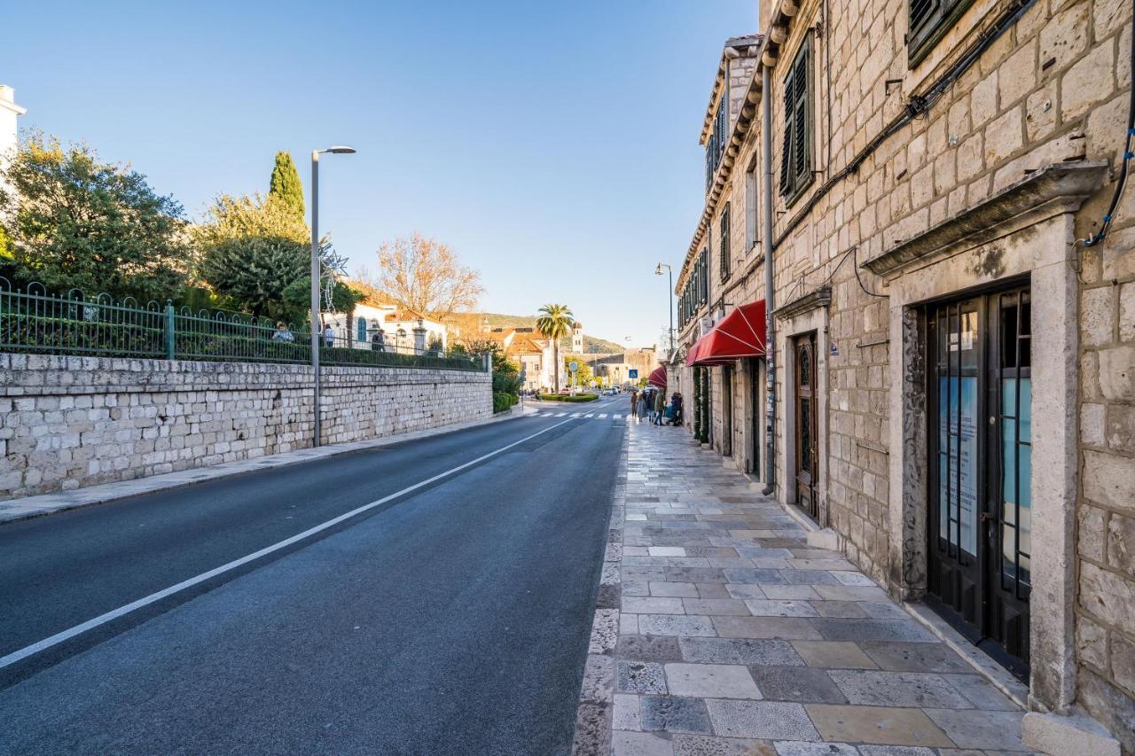 Deluxe Rooms With A Terrace View At Old City Gate Dubrovnik Exterior photo