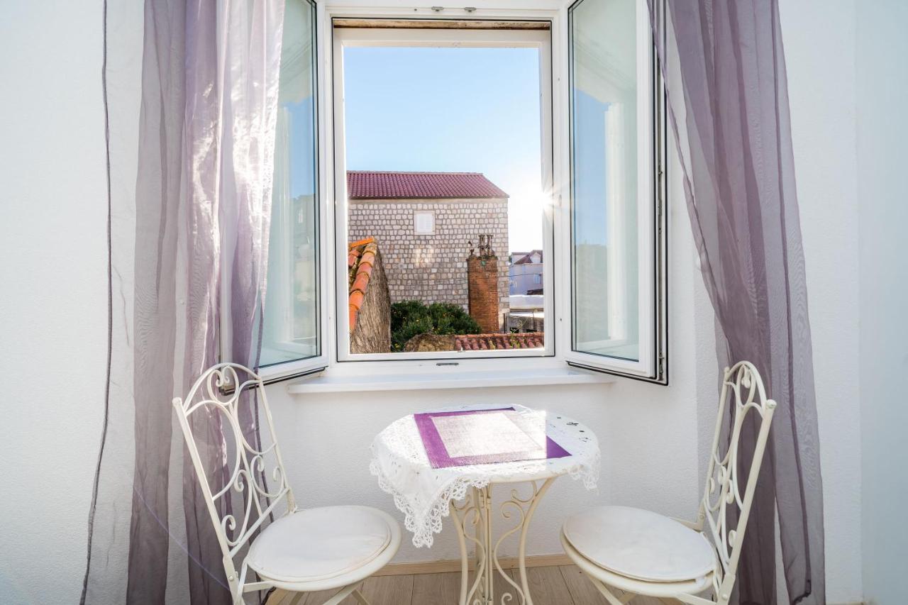 Deluxe Rooms With A Terrace View At Old City Gate Dubrovnik Exterior photo